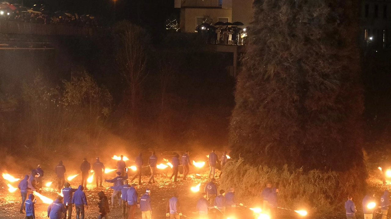 Le pire di Pontremoli entrano nel calendario delle manifestazioni regionali di rievocazione storica. Al via il 17 gennaio con Sant’Antonio Le pire di Pontremoli entrano nel calendario delle manifestazioni regionali di rievocazione storica. Al via il 17 gennaio con Sant’Antonio