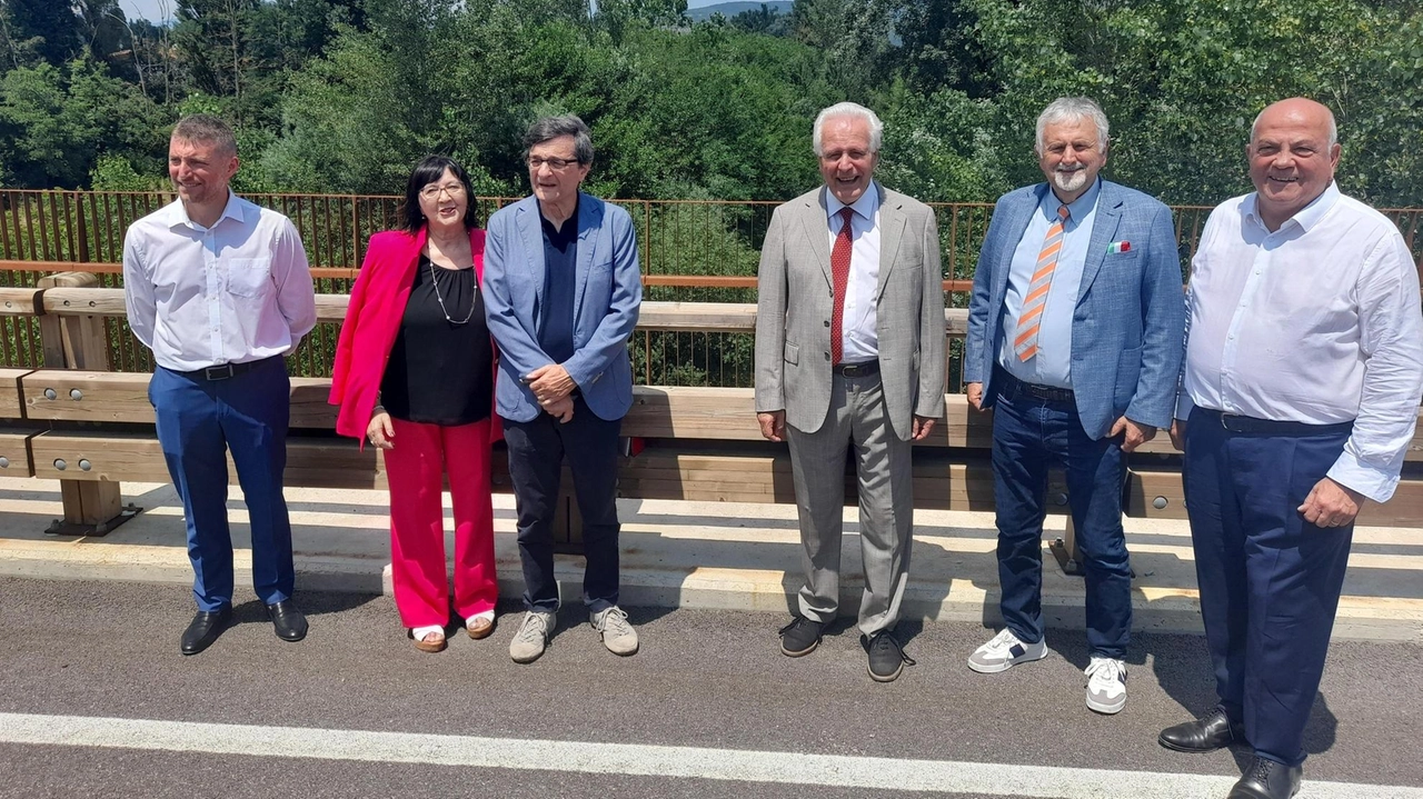 Anche il governatore Giani presente al varo. "Momento storico per la città". Investimento di oltre 5 milioni di euro. Struttura nel ricordo dei coniugi Spini. Anche il governatore Giani presente al varo. "Momento storico per la città". Investimento di oltre 5 milioni di euro. Struttura nel ricordo dei coniugi Spini.