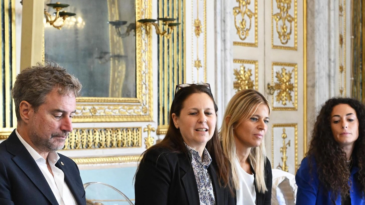 Un momento della conferenza stampa di ieri in comune con il sindaco Pardini e la presidente Sandra Bianchi Un momento della conferenza stampa di ieri in comune con il sindaco Pardini e la presidente Sandra Bianchi