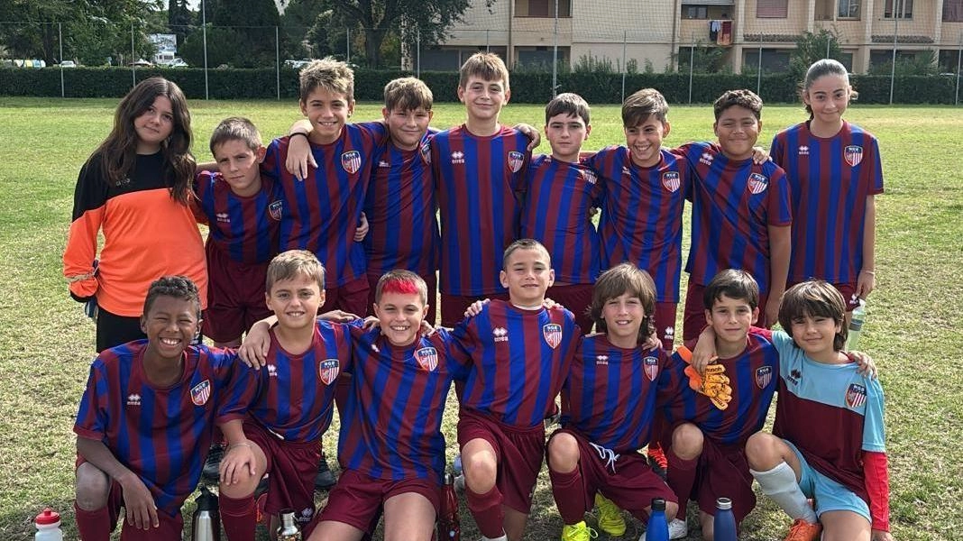 La formazione della Nuova Grosseto Barbanella che ha preso parte alla seconda edizione della «Franco Falconi Cup» La formazione della Nuova Grosseto Barbanella che ha preso parte alla seconda edizione della «Franco Falconi Cup»