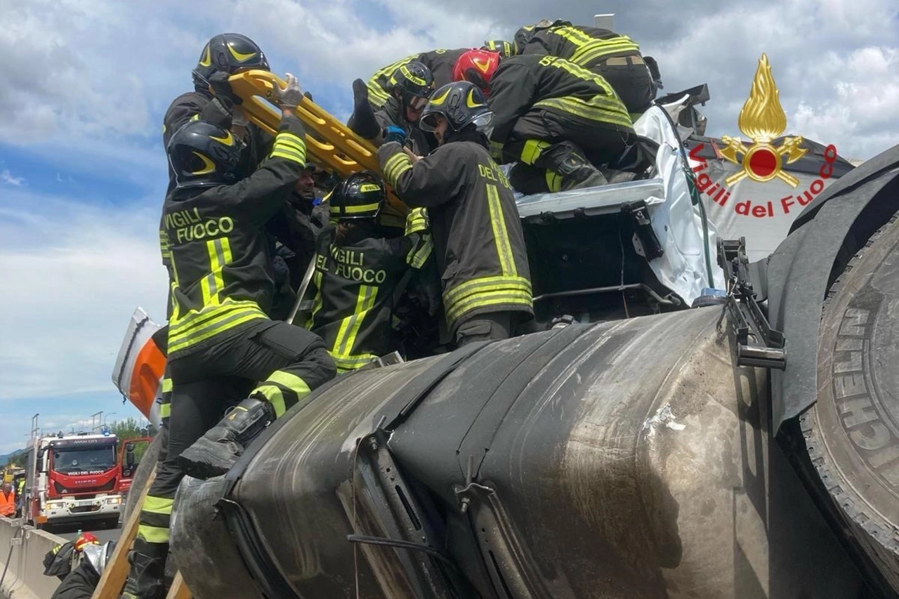 Incidente in A1: dinamica al vaglio, nessun salto careggiata
