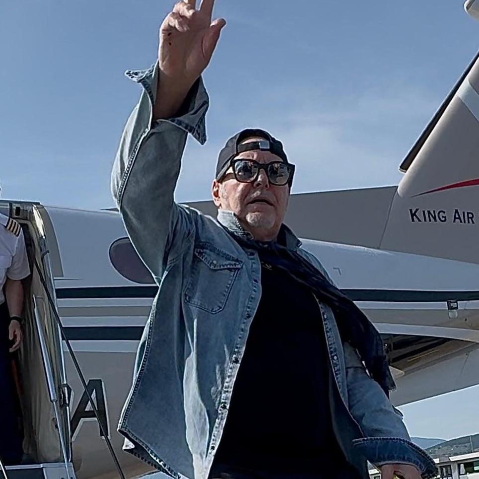 Diretta Vasco Rossi a Firenze, il grande giorno. L’attesa dei 60mila fan prima del concerto Diretta Vasco Rossi a Firenze, il grande giorno. L’attesa dei 60mila fan prima del concerto
