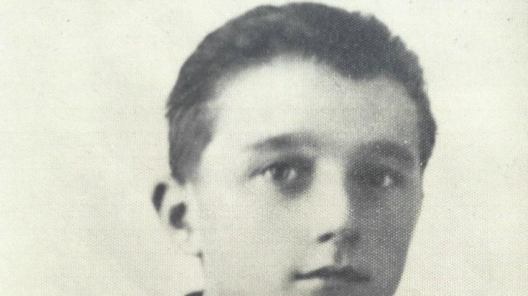 Dante Pattini, ucciso da 15 anni dai nazifascisti a Borgo a Mozzano solo per essersi sporto da una finestra Dante Pattini, ucciso da 15 anni dai nazifascisti a Borgo a Mozzano solo per essersi sporto da una finestra