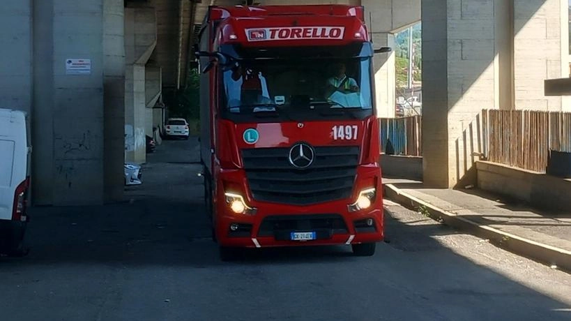 Nel mirino le infrastrutture che sovrastano le strade comunali . Contenzioso su oltre 640mila euro di canoni non versati. La Corte d’Appello conferma la sentenza del tribunale spezzino. Nel mirino le infrastrutture che sovrastano le strade comunali . Contenzioso su oltre 640mila euro di canoni non versati. La Corte d’Appello conferma la sentenza del tribunale spezzino.