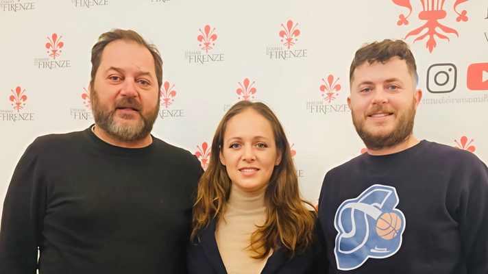 Evento sportivo a Firenze per ricordare don Luciano Genovese, coinvolgendo giovani atleti in un torneo di basket. Evento sportivo a Firenze per ricordare don Luciano Genovese, coinvolgendo giovani atleti in un torneo di basket.