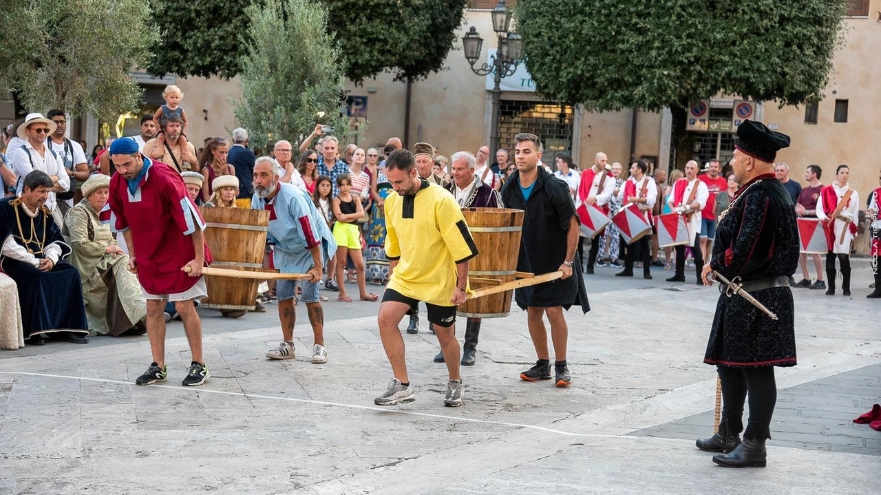 Un’immagine del. Palio dei Rioni che si svolge in questi giorni a Pitigliano Un’immagine del. Palio dei Rioni che si svolge in questi giorni a Pitigliano