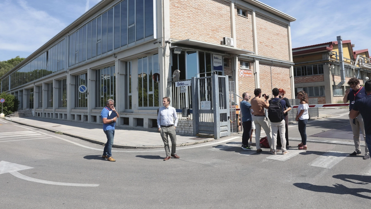 Lo stabilimento di Beko Europe a Siena impiega 299 lavoratori Lo stabilimento di Beko Europe a Siena impiega 299 lavoratori