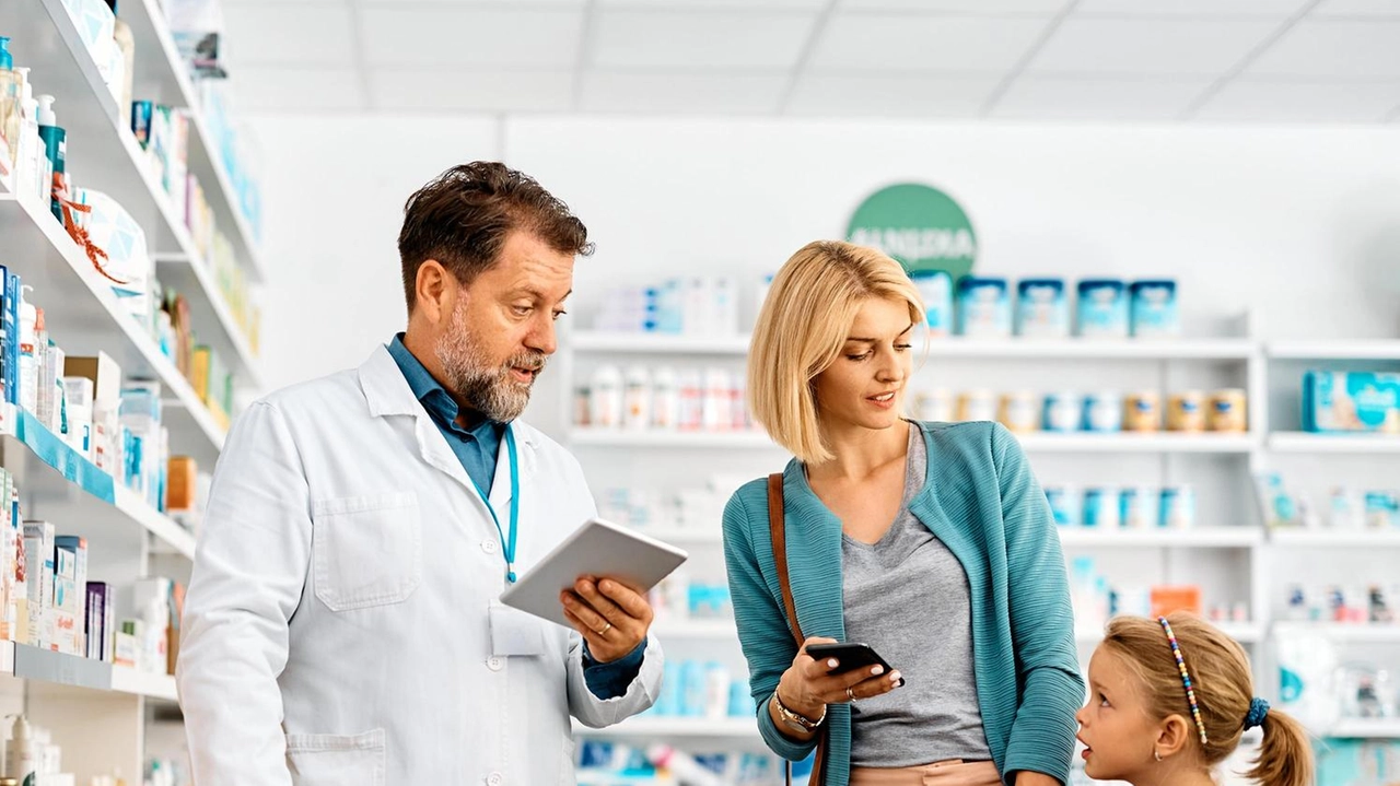 La Farmacia comunale 2 di piazza Grandi cambia il suo orario: adesso sarà continuato, dalle 8 alle 20 (foto d’archivio) La Farmacia comunale 2 di piazza Grandi cambia il suo orario: adesso sarà continuato, dalle 8 alle 20 (foto d’archivio)
