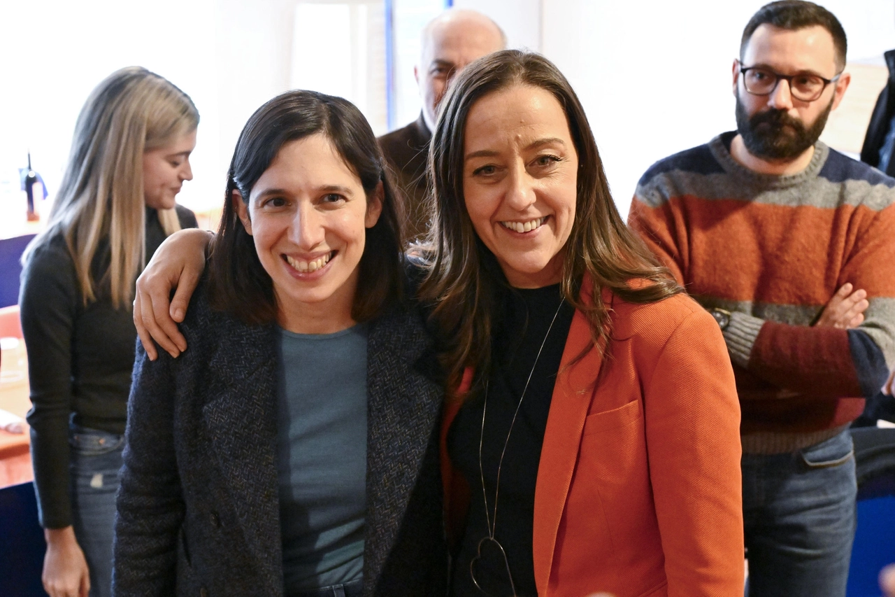 Amministrative, test per Firenze e a Bari Pd-M5s si contendono il ballottaggio