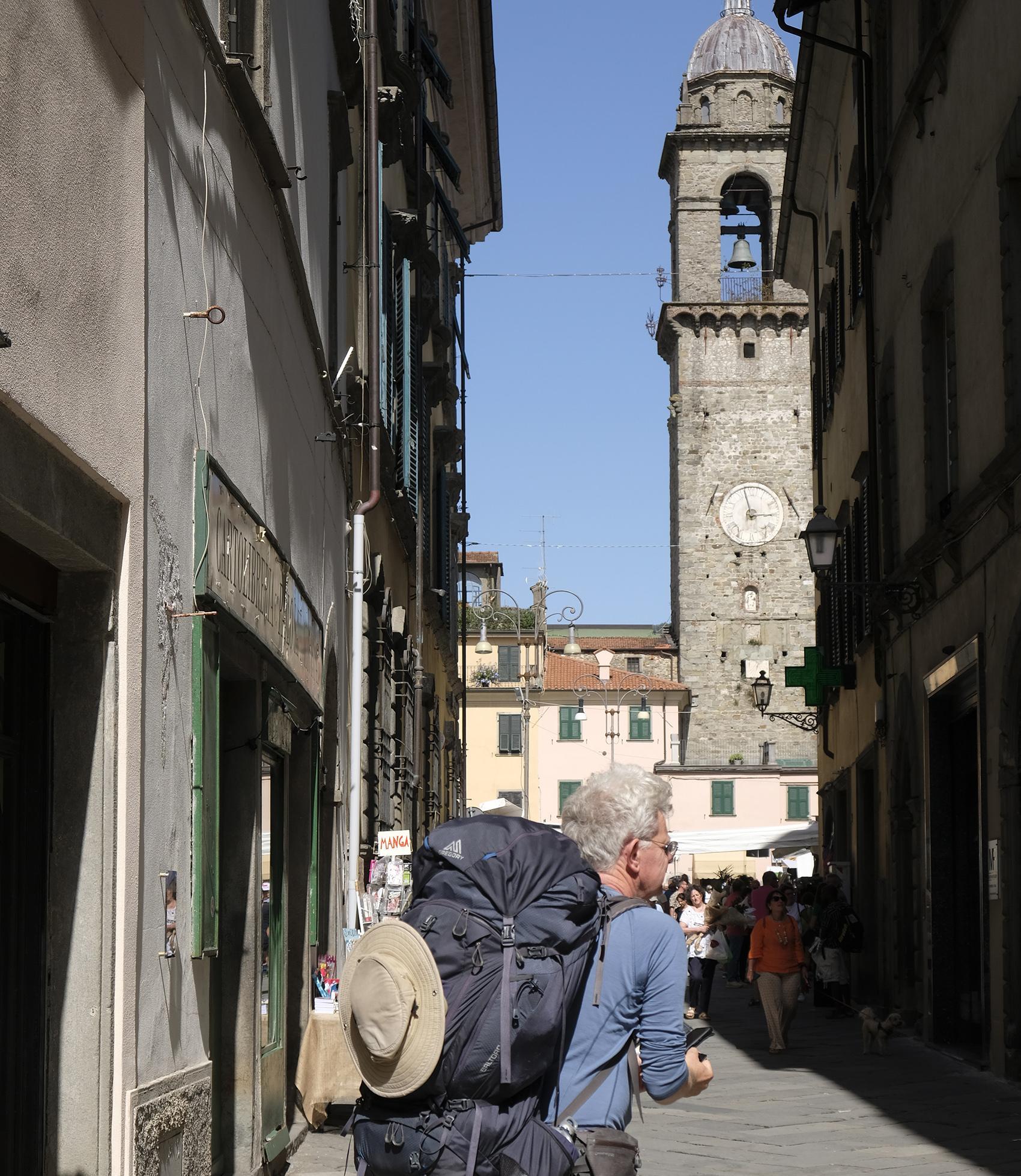 Impennata del turismo. Una riscoperta ’tricolore’ del fascino di Pontremoli Impennata del turismo. Una riscoperta ’tricolore’ del fascino di Pontremoli