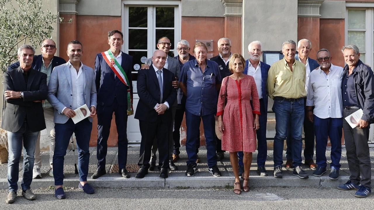 Festa per il centenario della licenza concessa dalla regina Elena di Savoia a Emma Antonelli, bisnonna di Sandro, l’attuale gestore. Ma sono anche 200 anni degli Antonelli a San Rossore.