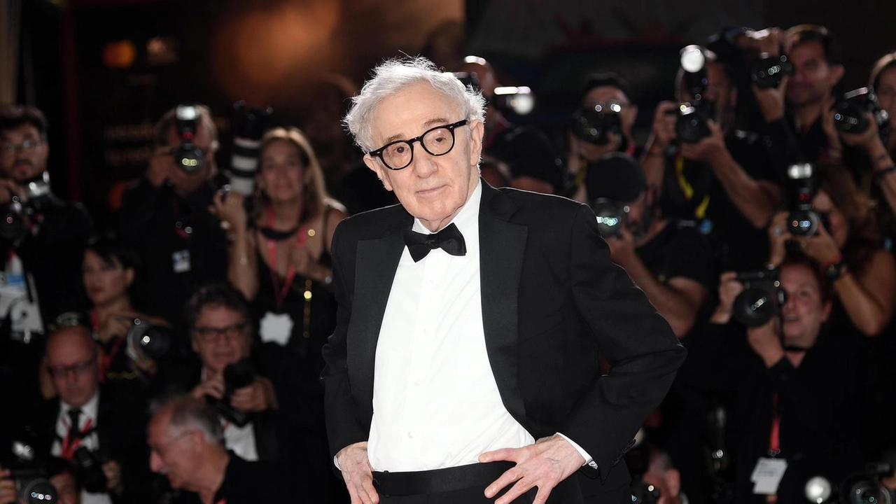 Il ministero degli Esteri ucraino ha condannato la decisione dell'attore e regista Woody Allen, quattro volte vincitore del premio Oscar,...
