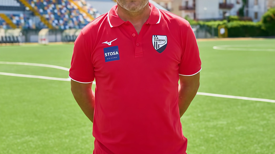 Mister Alessandro Birindelli è il tecnico della Pianese Mister Alessandro Birindelli è il tecnico della Pianese