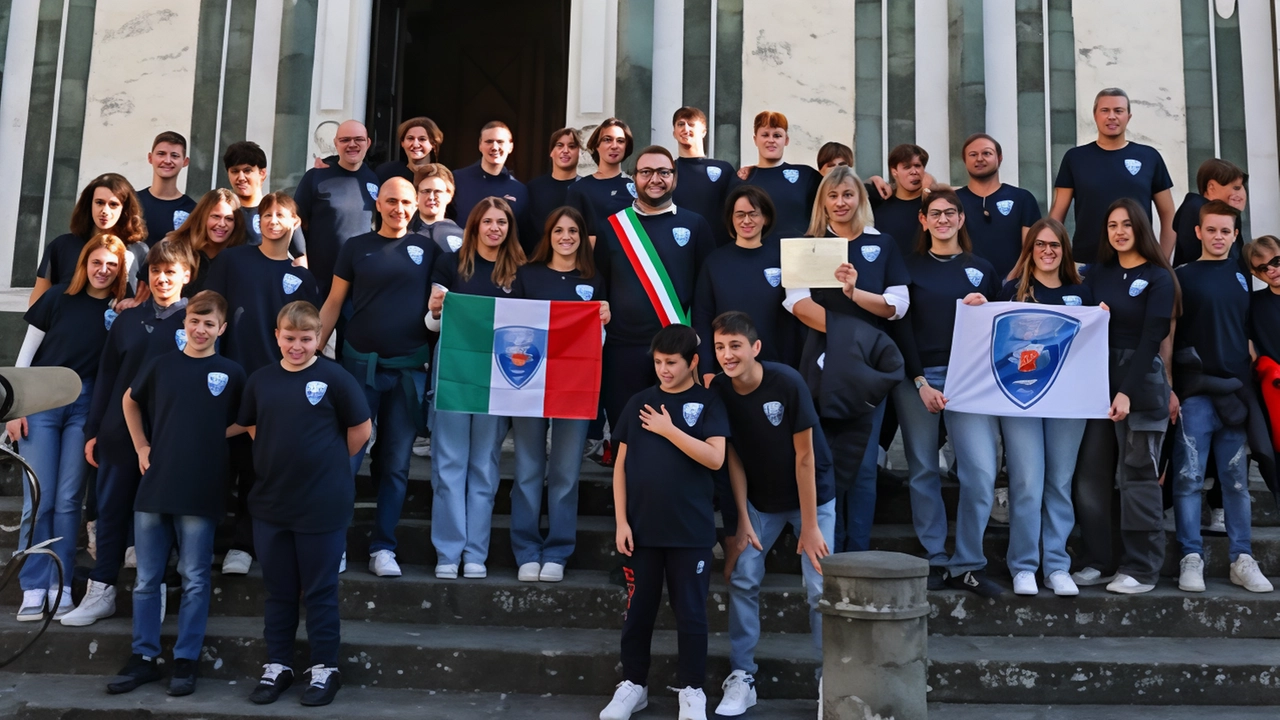 Grande festa ieri in Municipio per la ricorrenza della società empolese. La premiazione con atleti, volontari e dirigenti. Mantellassi: "Un modello". Grande festa ieri in Municipio per la ricorrenza della società empolese. La premiazione con atleti, volontari e dirigenti. Mantellassi: "Un modello".