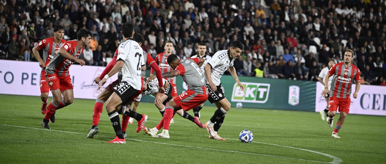 Spezia-Cremonese 2-3: la rimonta non riesce, ora col Cosenza sarà decisiva