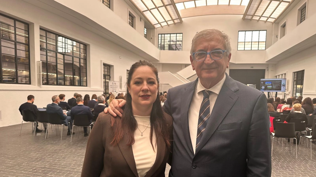 Lo ha detto l’onorevole La Porta (Fdi) partendo dal progetto Itaco, materia prima coltivata in Puglia da Beste. Il ministro Foti: "Risorse per il distretto" .