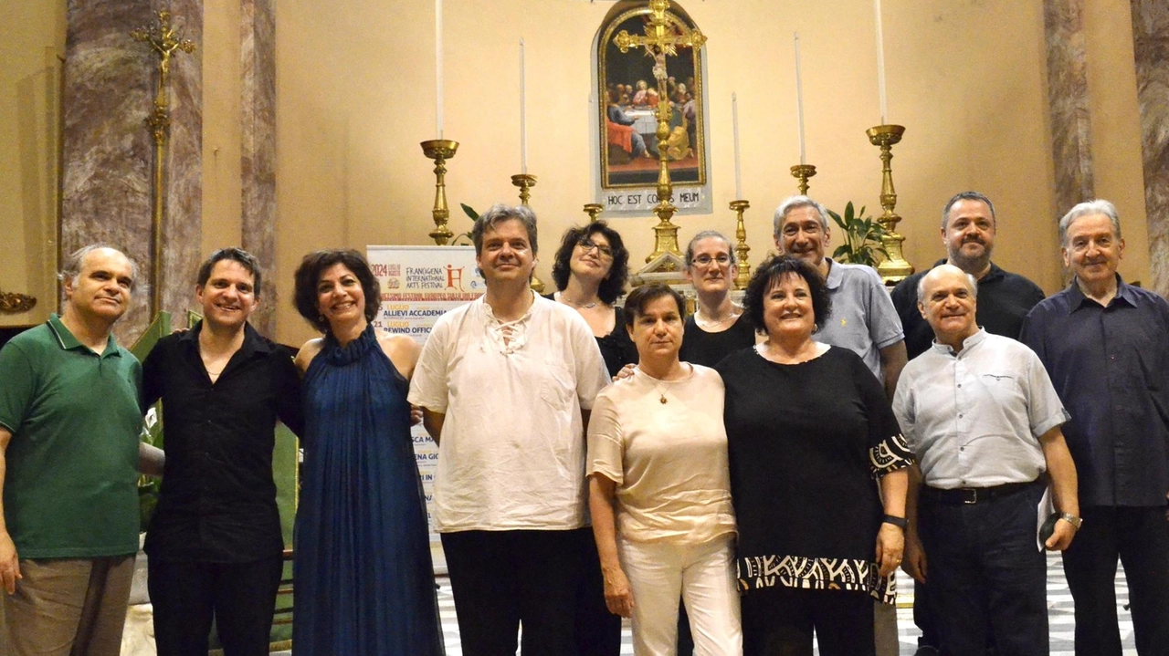 Un momento della chiusura della tredicesima edizione del Francigena Festival Un momento della chiusura della tredicesima edizione del Francigena Festival