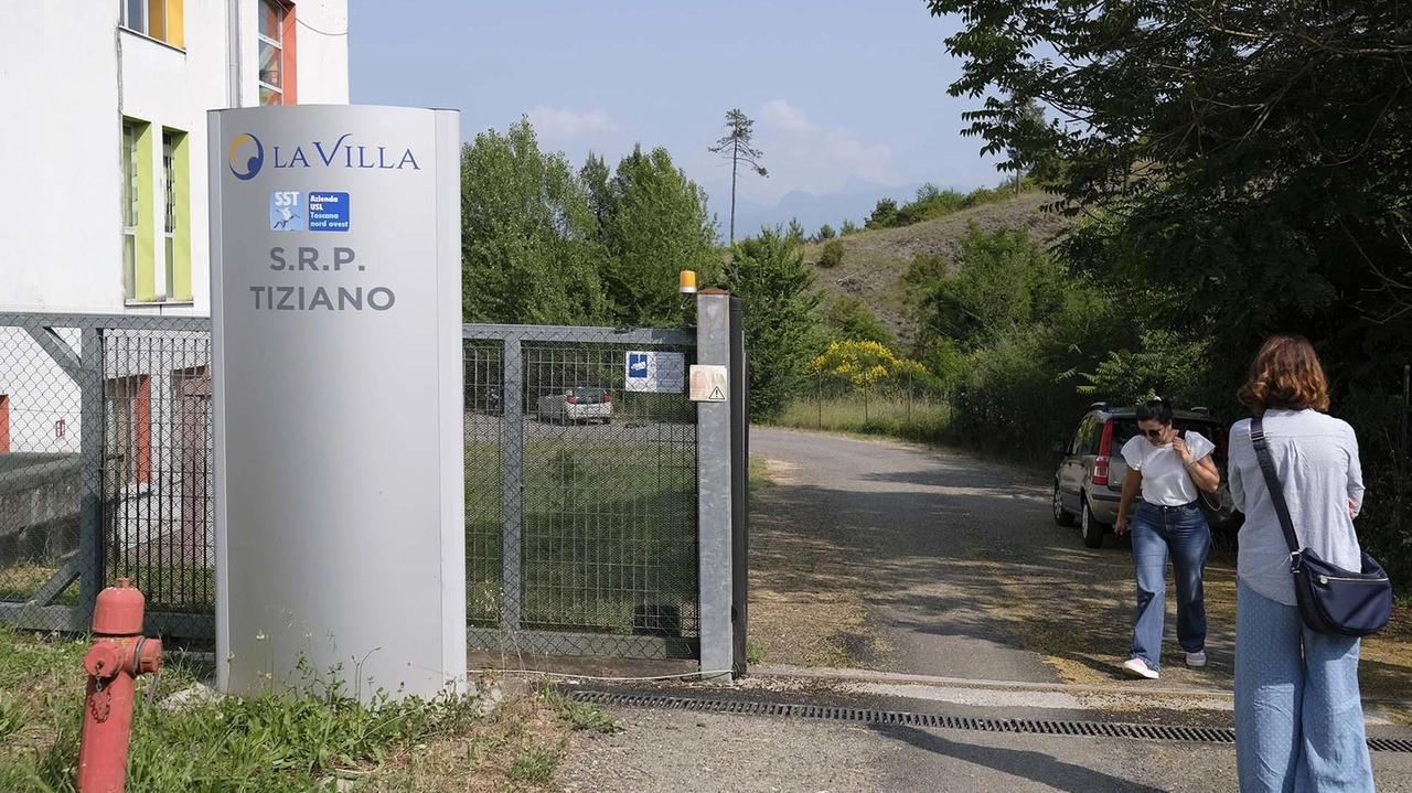 L’ingresso della ‘Tiziano’ ad Aulla L’ingresso della ‘Tiziano’ ad Aulla