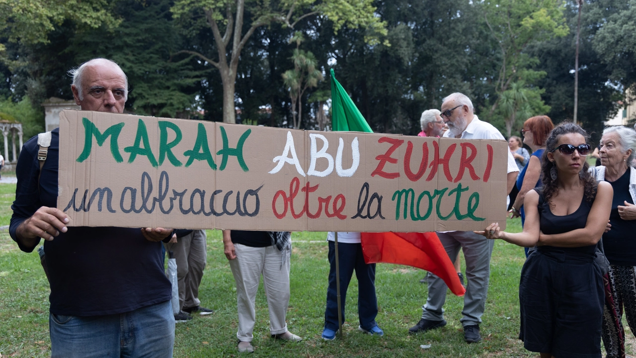 La cerimonia funebre di Marah Abu Zhuri La cerimonia funebre di Marah Abu Zhuri
