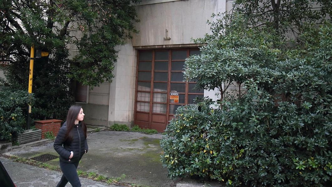L’ex caserma dei vigili del fuoco di corso Roma L’ex caserma dei vigili del fuoco di corso Roma