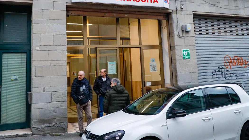 È stato trovato l’accordo per la vendita del circolo Rinascita, capiente immobile di via Matteotti (FotocronacheGermogli) È stato trovato l’accordo per la vendita del circolo Rinascita, capiente immobile di via Matteotti (FotocronacheGermogli)