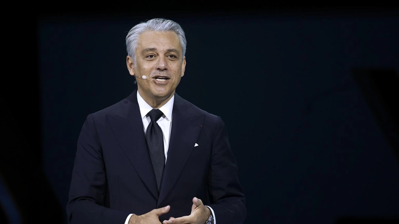 Luca de Meo lascia il Gruppo Renault per diventare CEO di Kering