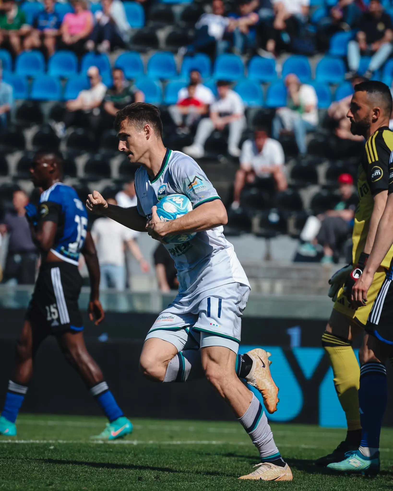 Torres-Ternana 1-1: Dubickas sbaglia un rigore, poi si riscatta firmando il pari