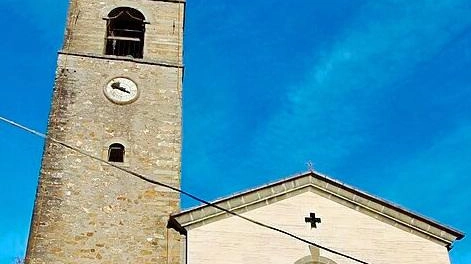 La chiesa di Magliano, chiusa dopo il terremoto del 2013 La chiesa di Magliano, chiusa dopo il terremoto del 2013