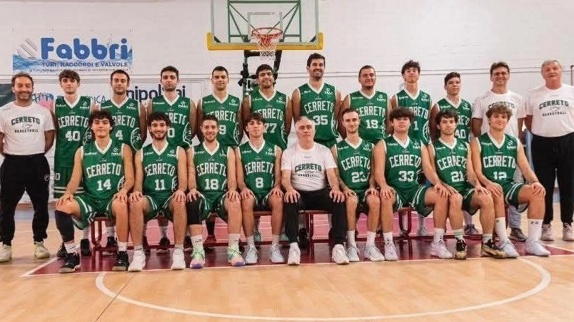 Il gruppo della Cerretese Basket, in campo domenica per accedere alla finale play-off Il gruppo della Cerretese Basket, in campo domenica per accedere alla finale play-off