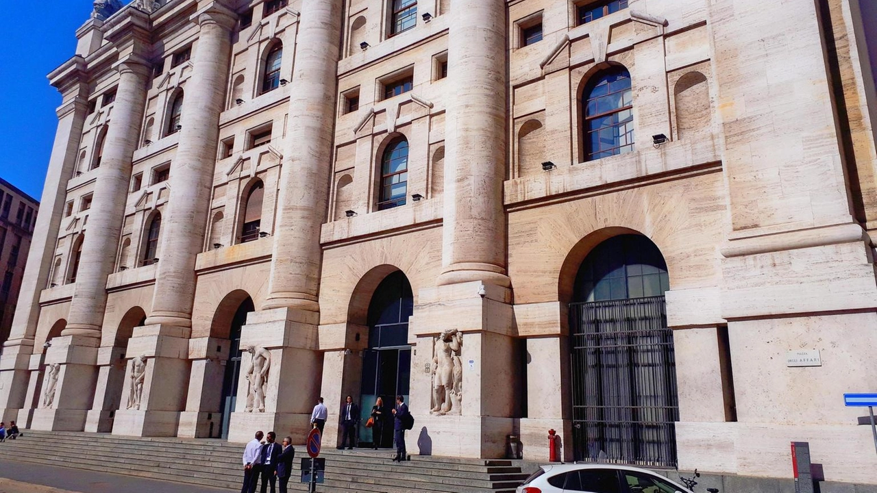 Acquisti su Iveco, in ordine sparso Banco Bpm, Bper e Unicredit Acquisti su Iveco, in ordine sparso Banco Bpm, Bper e Unicredit