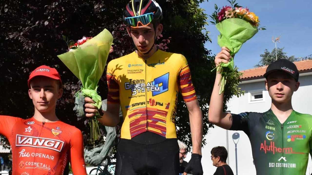 Il podio: Castro, Ballerini e Cianti (Foto R. Fruzzetti) Il podio: Castro, Ballerini e Cianti (Foto R. Fruzzetti)