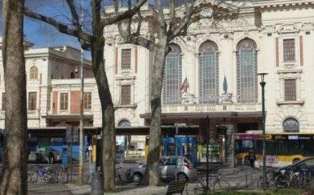 https://www.lanazione.it/image-service/view/acePublic/alias/contentid/NzgzNzhlNzItM2NlNC00/0/lavori-sulla-direttissima-piano-per-piazza-stazione.jpeg?f=1.90:1&w=1200