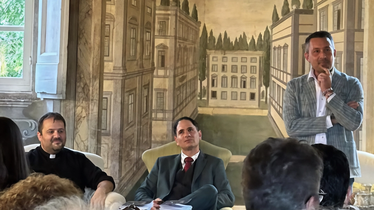 Nel nuovo libro Bacci analizza come il collezionismo ha contribuito a valorizzare l’arte . Nel nuovo libro Bacci analizza come il collezionismo ha contribuito a valorizzare l’arte .