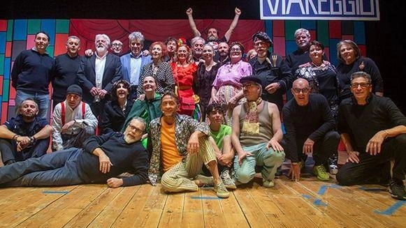 Tre serate (da domani a sabato) di commedia in vernacolo al teatro Jenco con la compagnia “Cantiere teatro Viareggio“ Tre serate (da domani a sabato) di commedia in vernacolo al teatro Jenco con la compagnia “Cantiere teatro Viareggio“