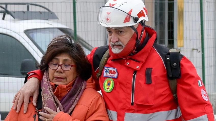 A innescare l’inferno, per la procura, è stato il motore del carrello elevatore. Il carburante è uscito da una valvola svitata. I pm: "Errori non scusabili". .