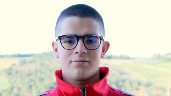 Francesco Pratesi, 17 anni, Alfiere della Repubblica