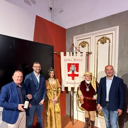 La festa storica tra cortei, stand e artigianato