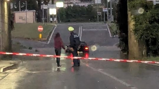 Uno dei tanti sottopassi allagati nella zona industriale della città. Richieste di aiuto arrivate da diverse zone della città