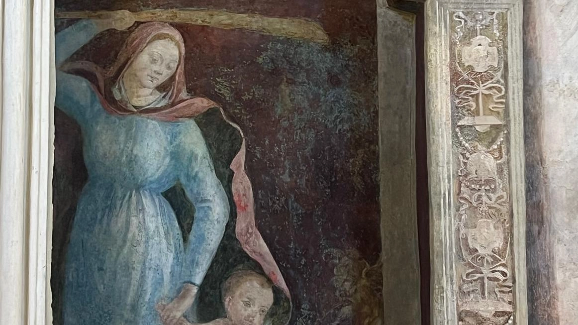 L’affresco. attribuito al maestro Michelangelo di Pietro Membrini L’affresco. attribuito al maestro Michelangelo di Pietro Membrini