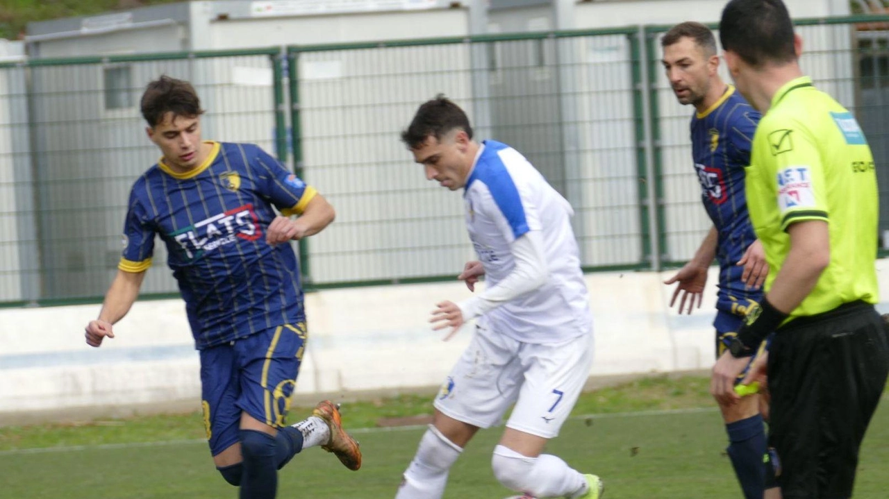 L’ultima partita del Prato contro il Sasso Marconi L’ultima partita del Prato contro il Sasso Marconi