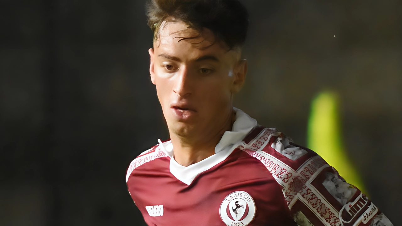 Arezzo si prepara al ritorno al Comunale contro il Legnago per superare la crisi dopo due sconfitte in trasferta. Troise recupera Montini ma potrebbe dover fare a meno di Del Fabro. La vendita dei biglietti è già in corso per la partita di venerdì sera. Arezzo si prepara al ritorno al Comunale contro il Legnago per superare la crisi dopo due sconfitte in trasferta. Troise recupera Montini ma potrebbe dover fare a meno di Del Fabro. La vendita dei biglietti è già in corso per la partita di venerdì sera.