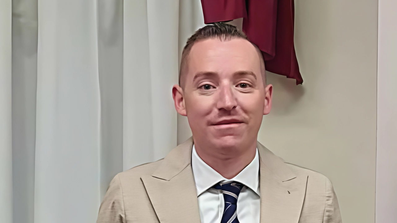 Il consigliere comunale di minoranza: "Il disservizio di ritardi e cancellazioni improvvise si verifica ormai in maniera stabile da circa una settimana". Il consigliere comunale di minoranza: "Il disservizio di ritardi e cancellazioni improvvise si verifica ormai in maniera stabile da circa una settimana".