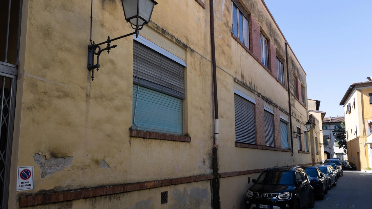 L’immobile di via Coccapani 11 inserto nel piano alienazioni al prezzo di 600 euro al metro quadro. Sofia (Sinistra unita): "Troppo basso per la zona".