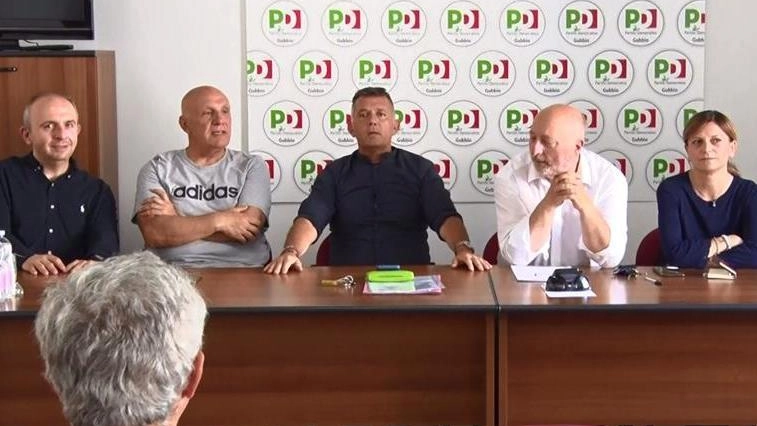 "Interrogare il centrosinistra sulla possibilità di presentarsi con credibilità e unità alle prossime regionali" "Interrogare il centrosinistra sulla possibilità di presentarsi con credibilità e unità alle prossime regionali"