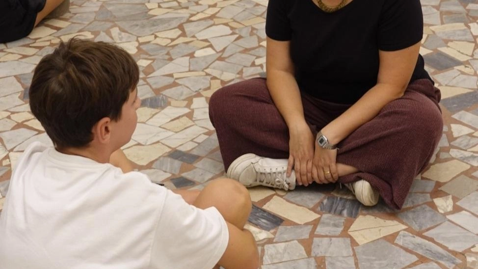 Giulia Aiazzi con i partecipanti dei laboratori al Ridotto del Politeama In arrivo gli ultimi due sabati di «Avanguardie»