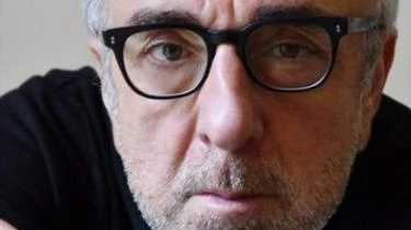 Nuovo appuntamento con “Incontri con gli attori”, che vede protagonista Silvio Orlando, impegnato in questi giorni sul palco del Teatro... Nuovo appuntamento con “Incontri con gli attori”, che vede protagonista Silvio Orlando, impegnato in questi giorni sul palco del Teatro...