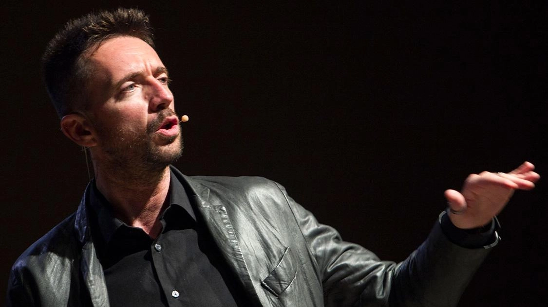 Sarà Andrea Scanzi, giornalista, scrittore e autore teatrale, il protagonista di una delle serate più attese del Festival delle Musiche,... Sarà Andrea Scanzi, giornalista, scrittore e autore teatrale, il protagonista di una delle serate più attese del Festival delle Musiche,...