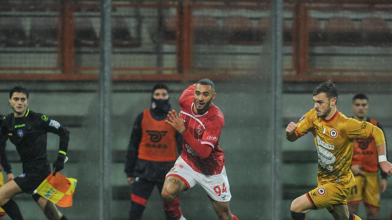 Francesco Mezzoni dopo due stagioni lascia il Perugia Francesco Mezzoni dopo due stagioni lascia il Perugia