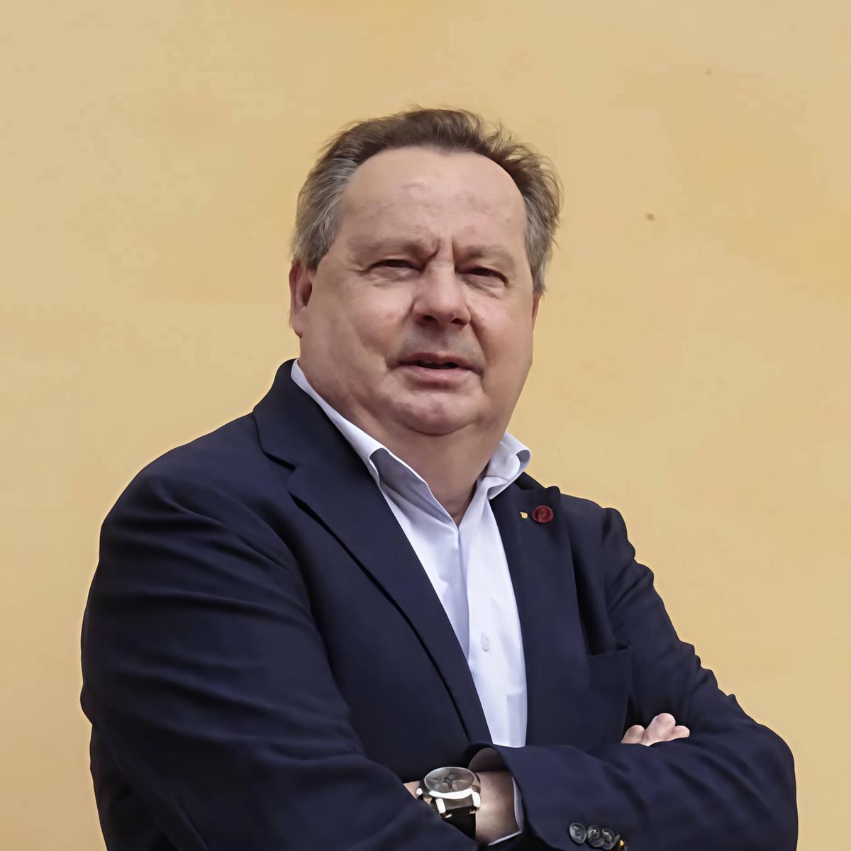 "Da Giovannetti affermazioni gravi". FdI chiede che si dimetta subito "Da Giovannetti affermazioni gravi". FdI chiede che si dimetta subito
