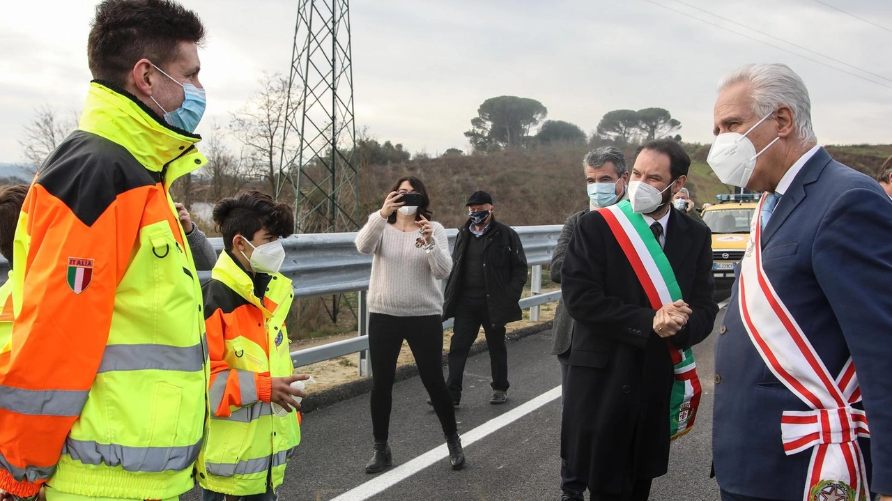 Un momento dell’inaugurazione del quarto lotto della nuova 429bis alla presenza delle autorità nel lontano dicembre 2020 (foto archivio Germogli) Un momento dell’inaugurazione del quarto lotto della nuova 429bis alla presenza delle autorità nel lontano dicembre 2020 (foto archivio Germogli)